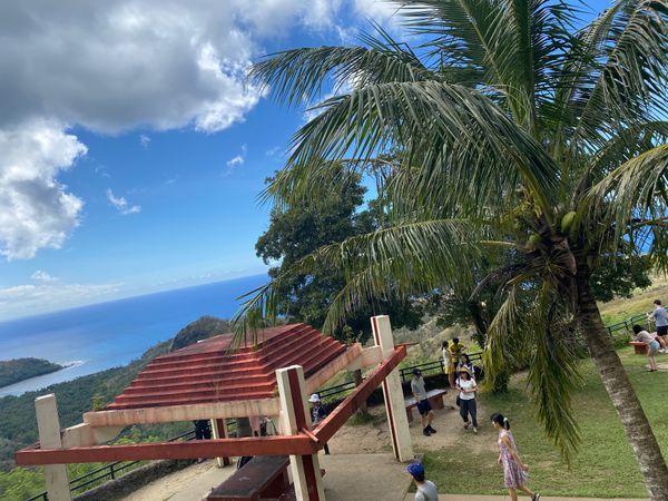 グアム「Guam🌴🌺」の写真：島を反時計回りで進み、
ぐんぐん山を登っ...