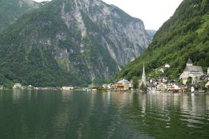 ハルシュタット！山間で天気がコロコロ変わるらしい("▽")塩が名産かわいい...