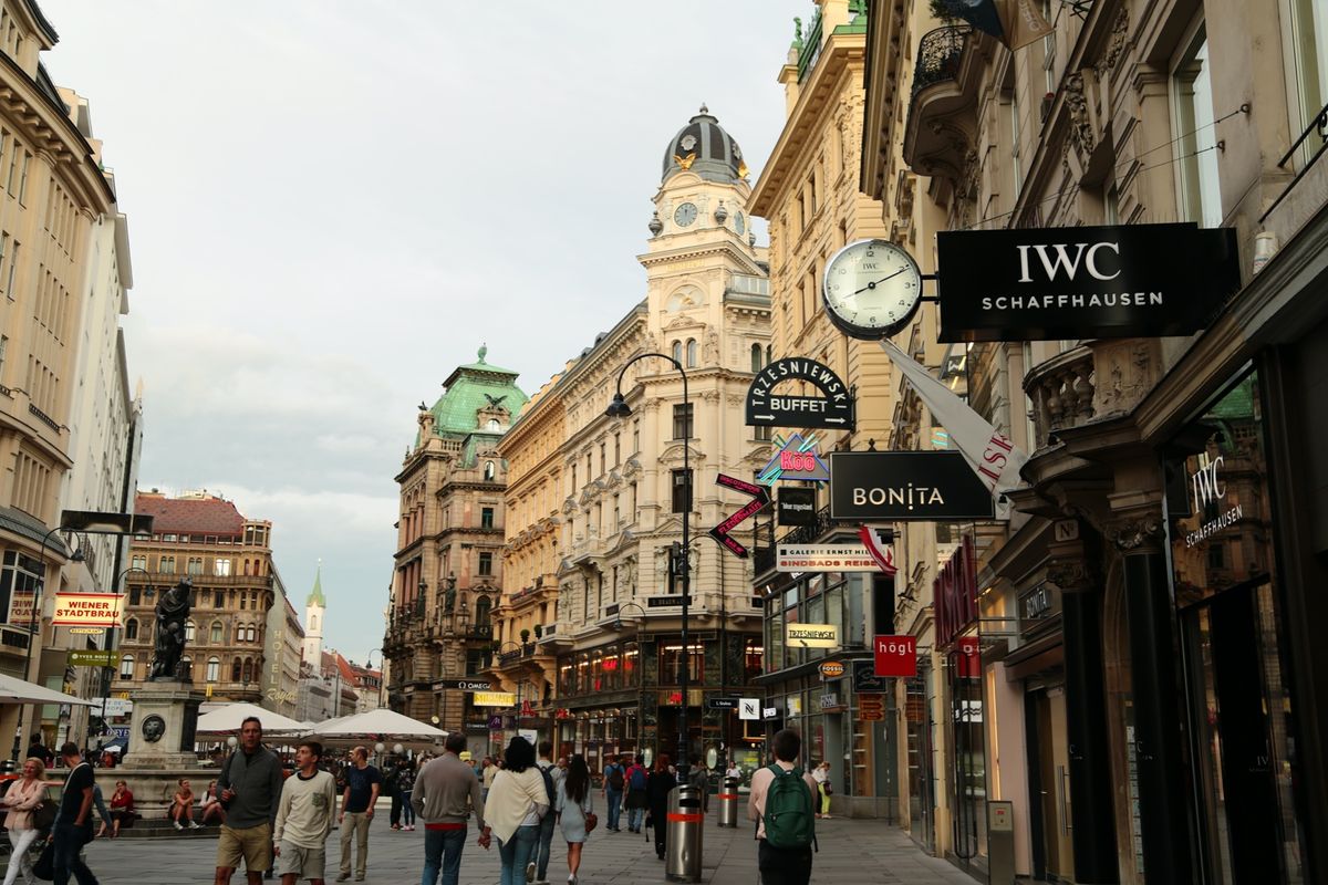 ウィーン旧市街もベルヴェデーレ宮殿庭園もオーストリアは素敵だったので是非ま...