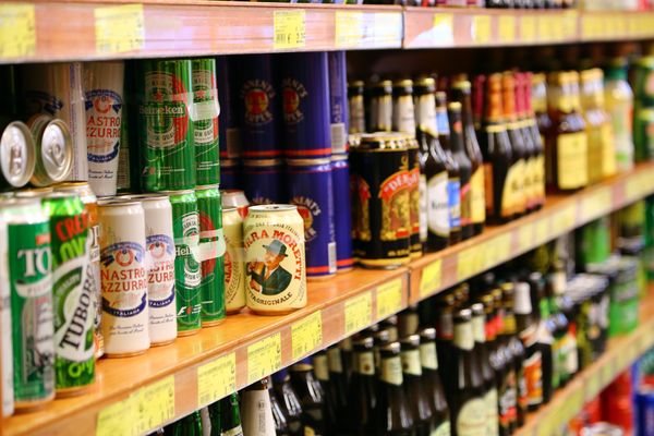 イタリア・ローマ「イタリア　8日間」の写真：モレッティーはさっぱり美味しいね！今もた...