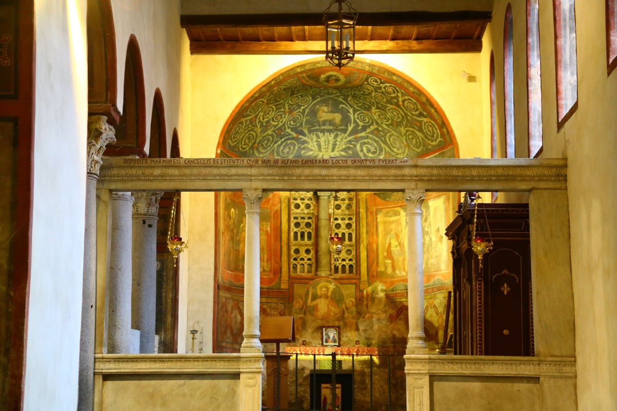 サンタマリアインコスメディアン教会
ローマ三越の地下にレプリカが飾ってあっ...