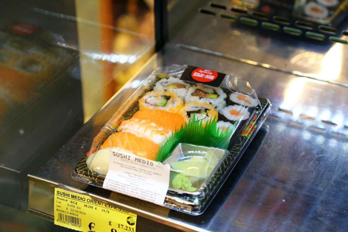 モレッティーはさっぱり美味しいね！今もたまに買う！
ヨーロッパの寿司ネタは...