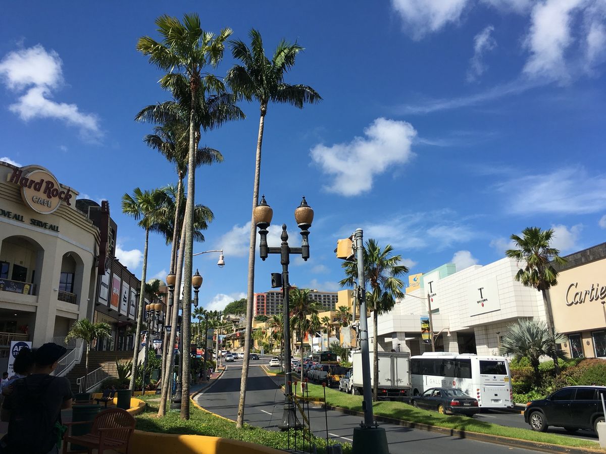 アメリカンなお気軽リゾート感("▽")
今度はハワイに…("▽")イキタイ