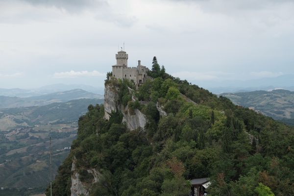 サンマリノ・サンマリノ「ベネチア🇮🇹〜サンマリノ🇸🇲〜ローマ🇮🇹」の写真：リミニ に泊まってサンマリノ へ日帰り