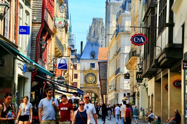 フランス・パリ「フランス 7日間」の写真:ルーアン⛵️2019年の帆船フェスティバ...