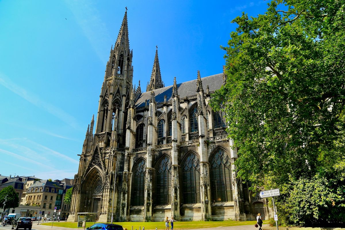 ルーアン⛵️2019年の帆船フェスティバル「アルマダ祭」のすぐ後でした！い...