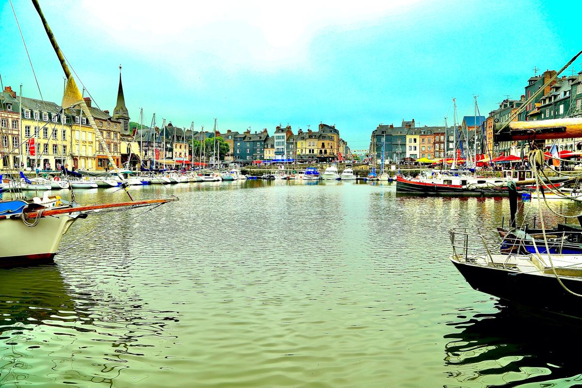 港町のオンフルール🎵(˘▿˘*)♫•*¨*•.¸¸♪