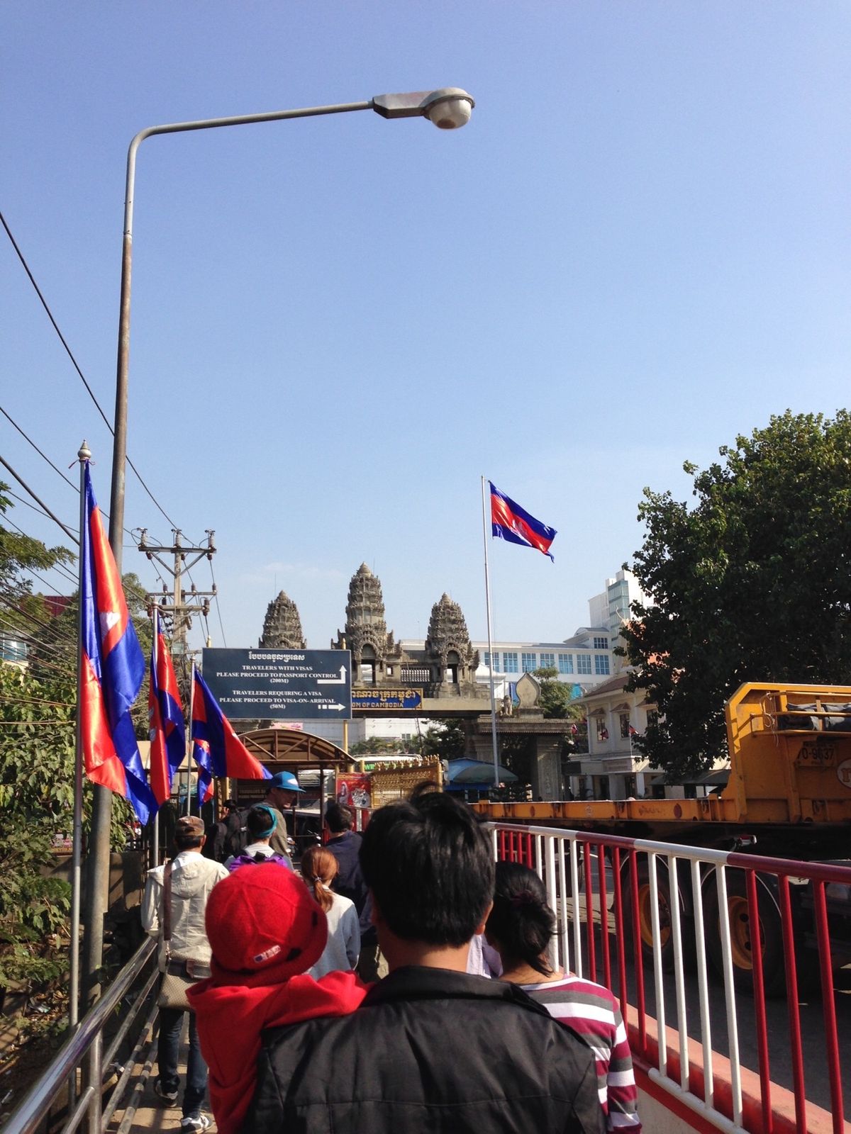 バンコクからシェムリアップ　バス移動