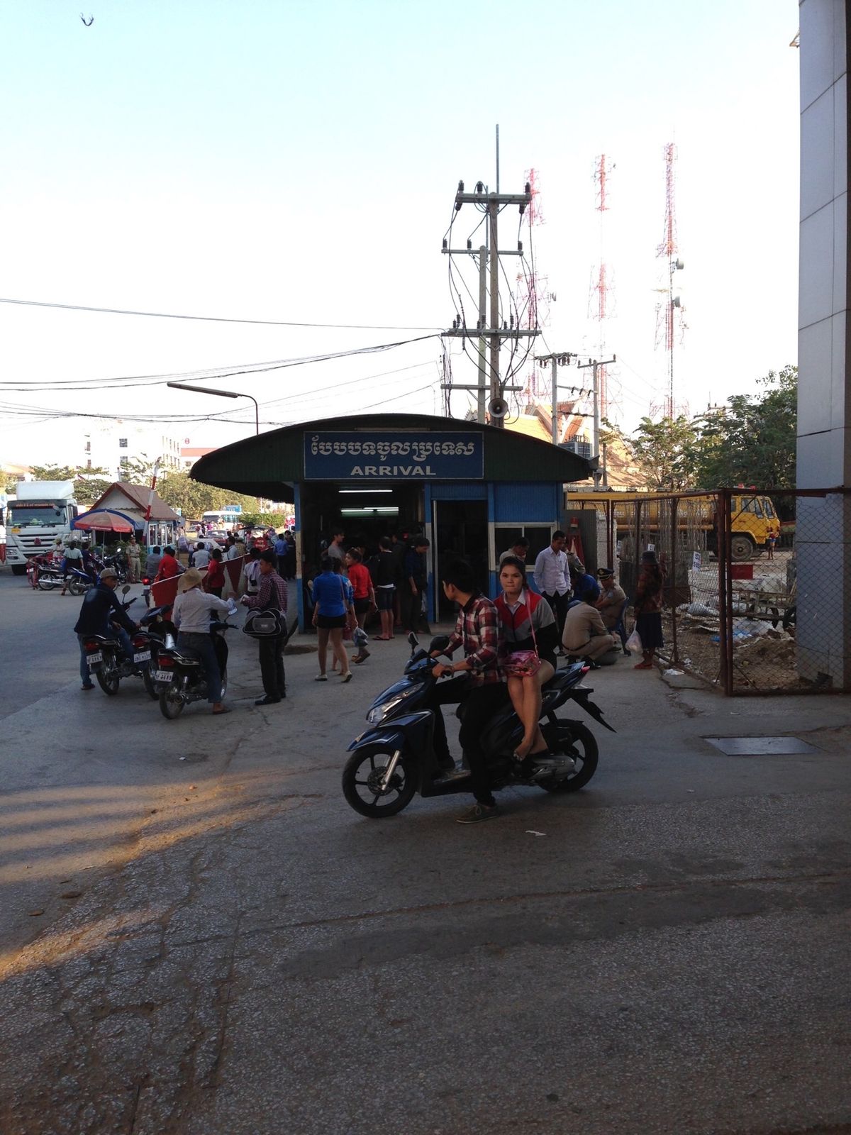 バンコクからシェムリアップ　バス移動