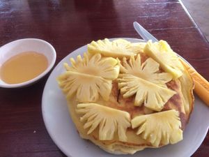 暑すぎて食欲なく、お昼に食べたパンケーキ🥞　ドライバーさんが連れて行ってく...