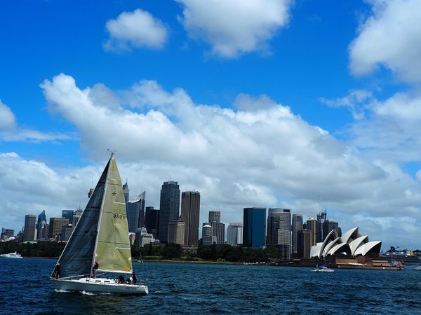 オーストラリア連邦・シドニー「オーストラリア　シドニーで過ごす休日」の写真：タロンガ動物園へは、オペラハウスを間近に...