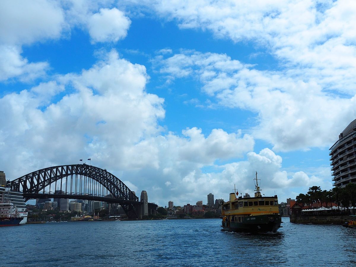 タロンガ動物園へは、オペラハウスを間近に見ながらフェリーで移動
園内から海...