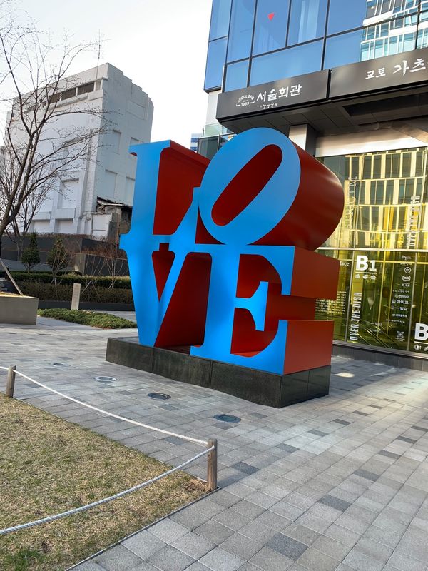 大韓民国 (韓国)・ソウル　「食べ物紀行」の写真：そういえば、ゆっくり明洞で写真を撮ること...