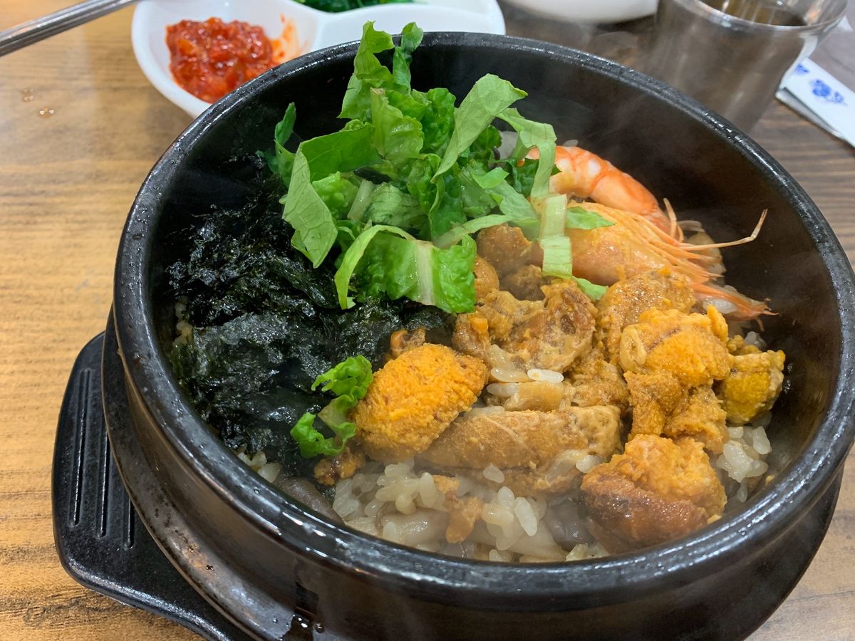 ウニ飯おいし〜