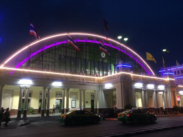 ラオス人民民主共和国・バンコク「2016タイ&ラオス陸路超え」の写真：長年変わらない寝台でバンコク脱出