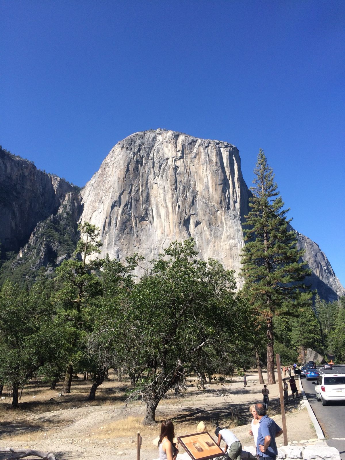 ヨセミテ国立公園。トレッキングして大自然を満喫。