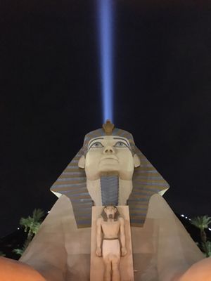 久しぶりのラスベガス。

前回来たときに、次は絶対あのピラミッドに泊まりた...