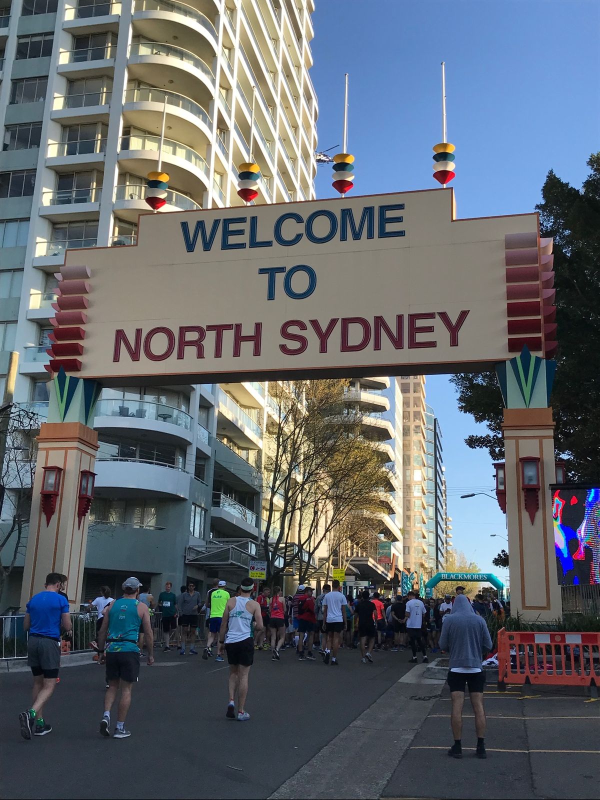 2度目のシドニーで4時間切りを達成(^^)