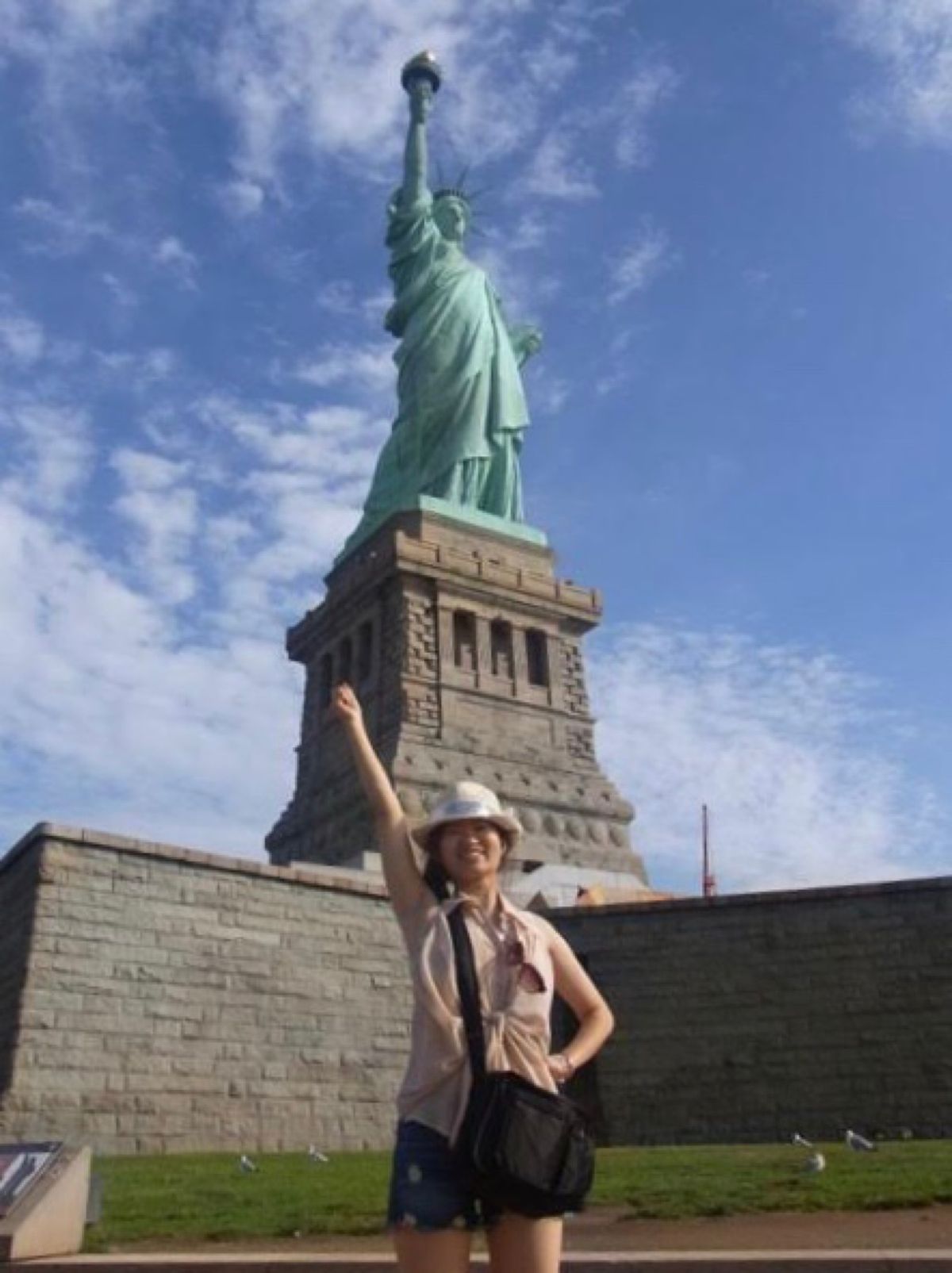 3日目🇺🇸ニューヨーク→ワシントンD.C.
クルーズに乗って女神に会いに行...