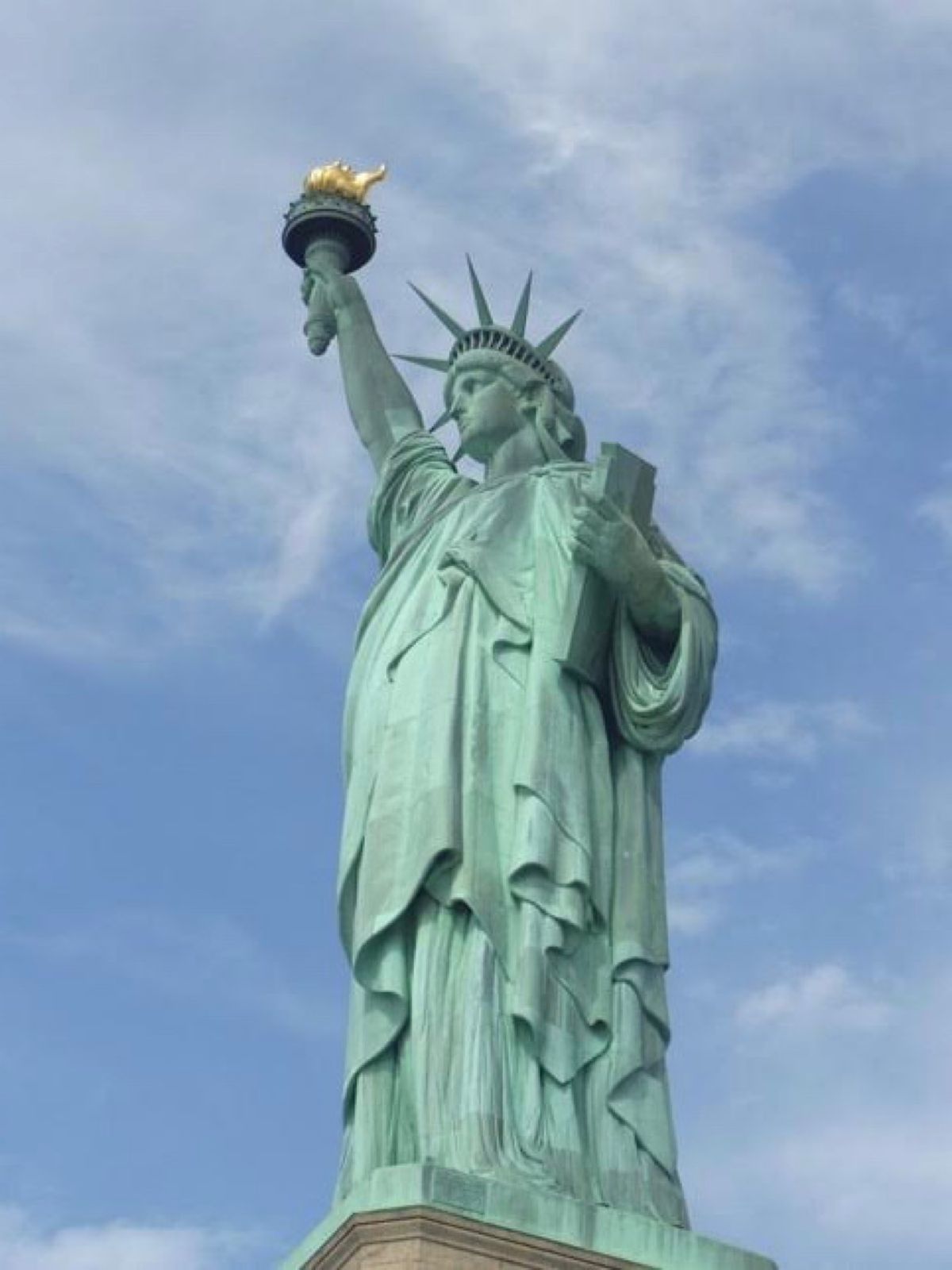 3日目🇺🇸ニューヨーク→ワシントンD.C.
クルーズに乗って女神に会いに行...