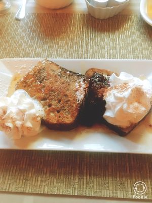 プリンスエドワード島のホテル！一人では贅沢なくらい素敵なところでした✨朝食...