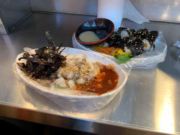 大韓民国 (韓国)「KPOP満喫旅❤️」の写真：1日目🇰🇷
ホテルに荷物を置いた後、街を...