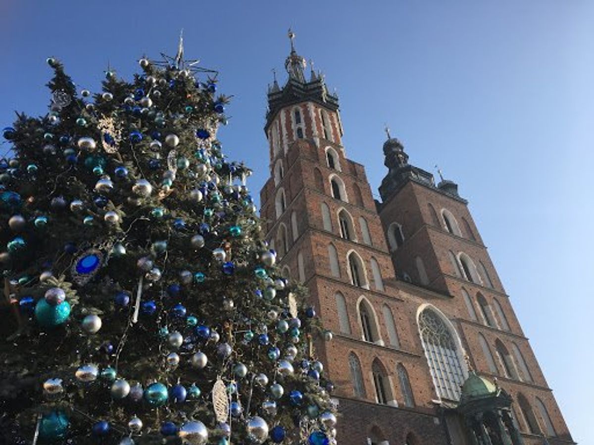 マリア教会、旧市街広場、織物会館