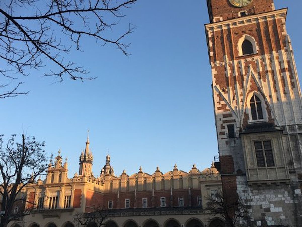 マリア教会、旧市街広場、織物会館