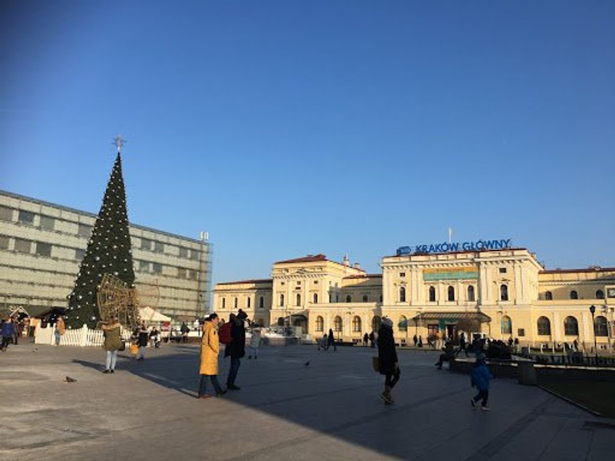 マリア教会、旧市街広場、織物会館