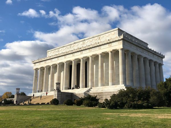 アメリカ(米国)「「アメリカ旅行　孫と息子の所へ②」」の写真：リンカーン記念館