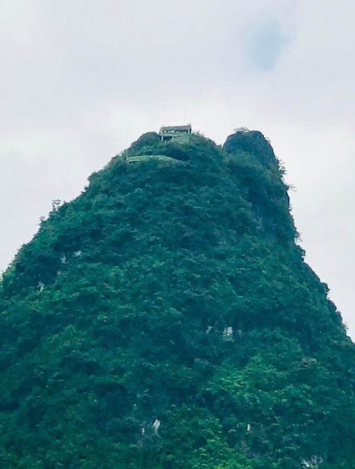 2019.06.28
「興坪」と言う街へ
20元札に描かれています。
昨日...