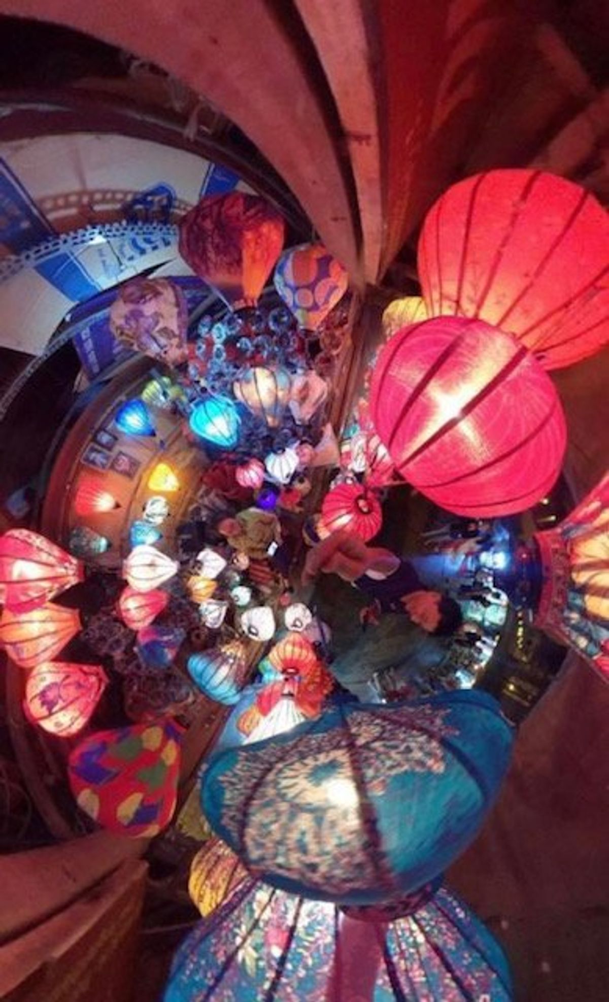 2018.12.12-13
フルーツ朝食付きの1泊1900円

景色もいい...