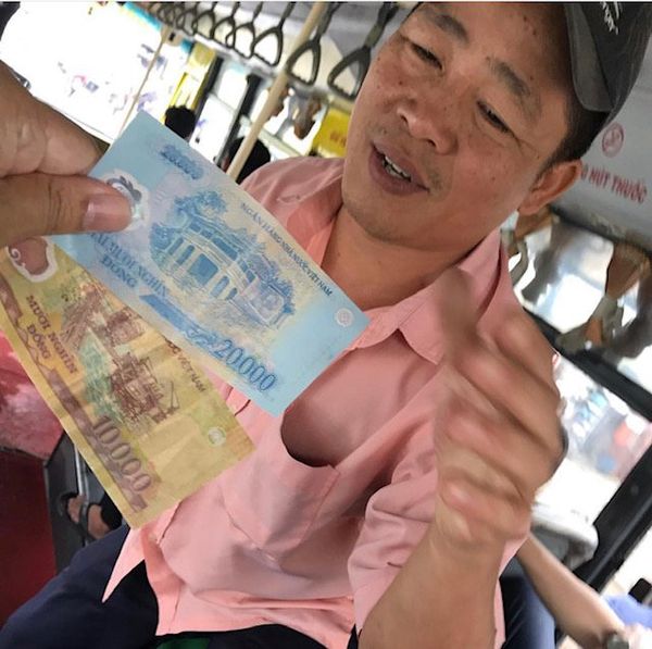 ベトナム・ハノイ「12月ダナン、ホイアン、フェ、ハノイ、ニンビン：ベトナム」の写真：2018.12.13
昨夜夕食を食べた...