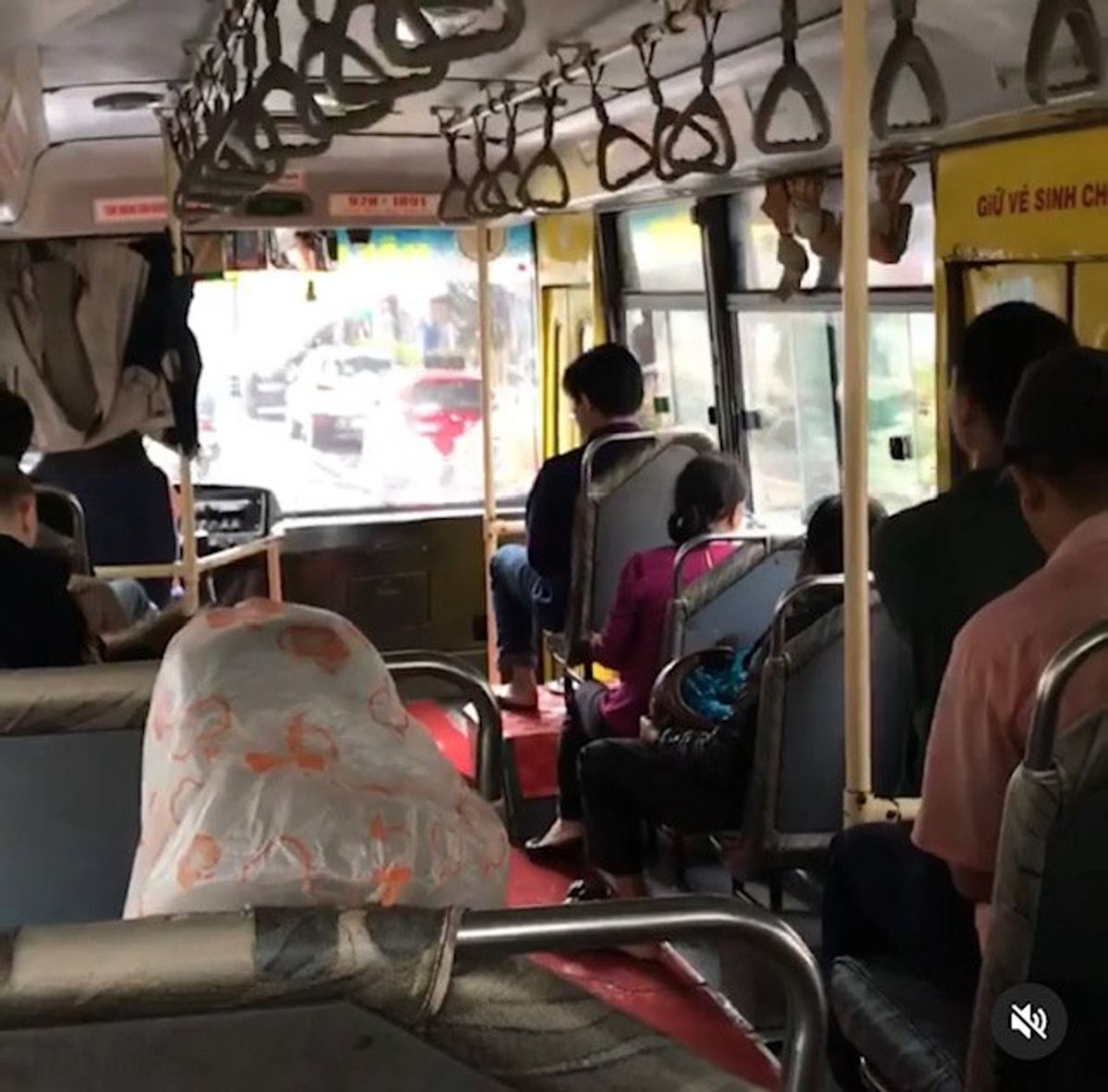 2018.12.13
昨夜夕食を食べたsさんと地元路線バスでホイアンへ...