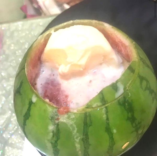 香港・黄大仙、西貢、「9月黄大仙、西貢：香港」の写真：2017.09.11
腹いっぱいなのに次...