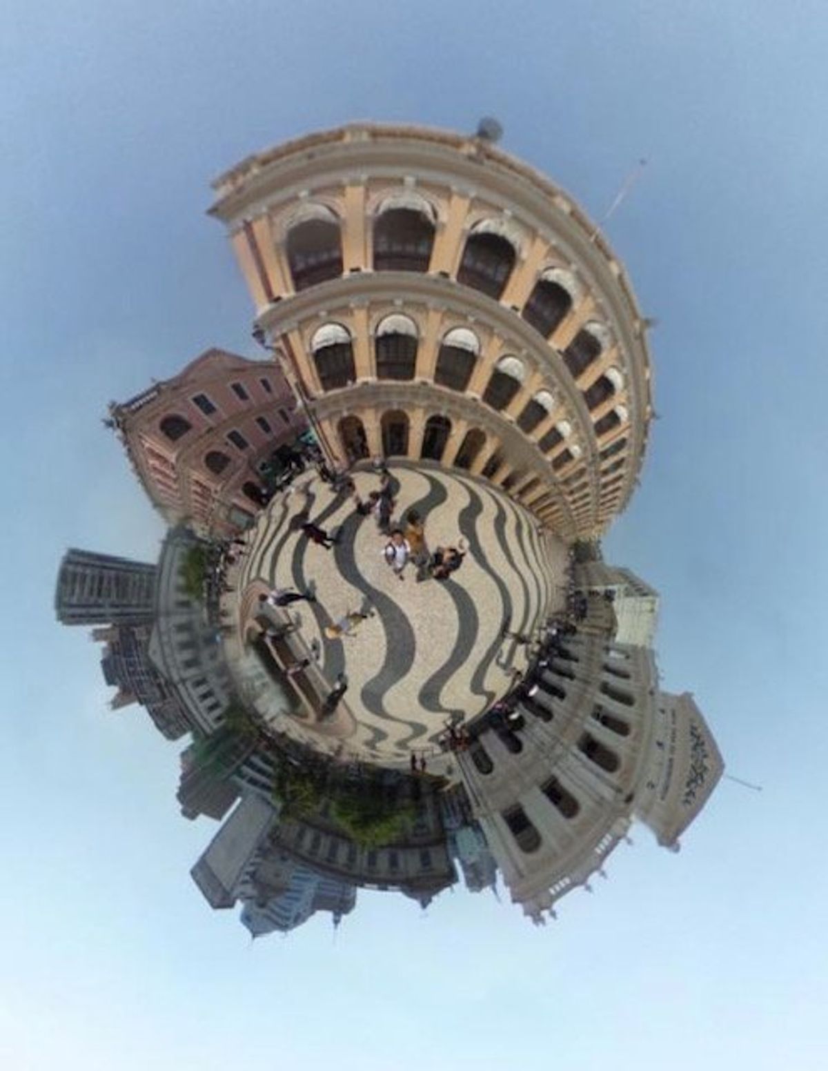 2017.09.16
中国珠海市から国境を越えマカオへ

3人娘達と...