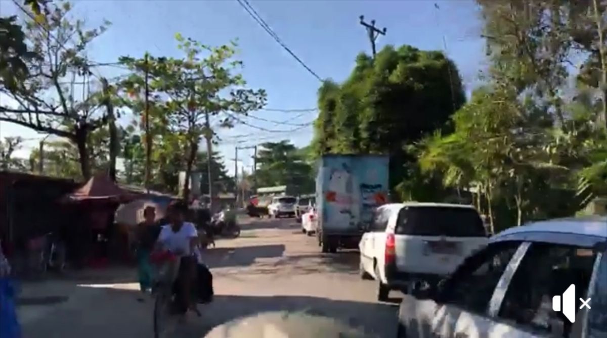 2016.11.26
夕方、バガンに向かって出発
桜子さんも場所を知りたい...