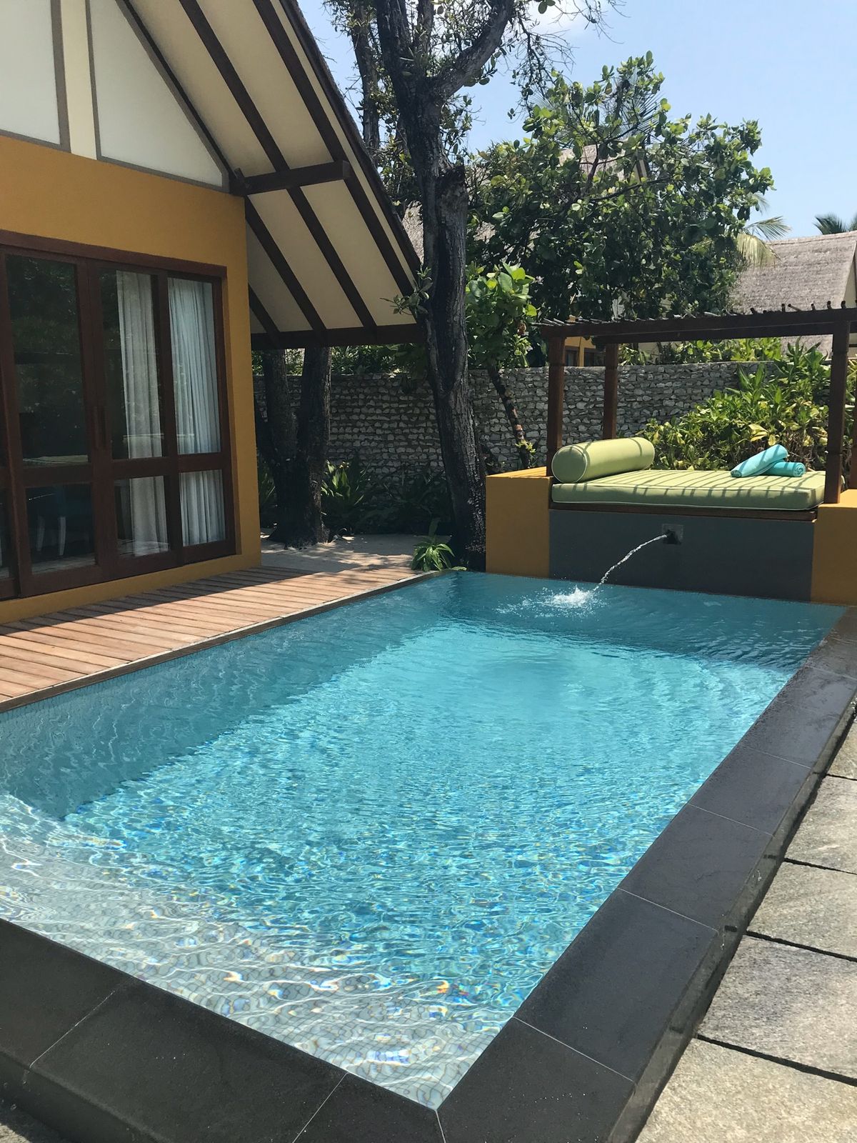 たまらんモルディブ