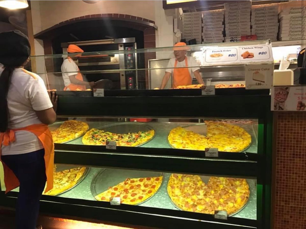 2017.03.08
空港電車MTR香港セントラル駅で
明日の飛行機のチェ...