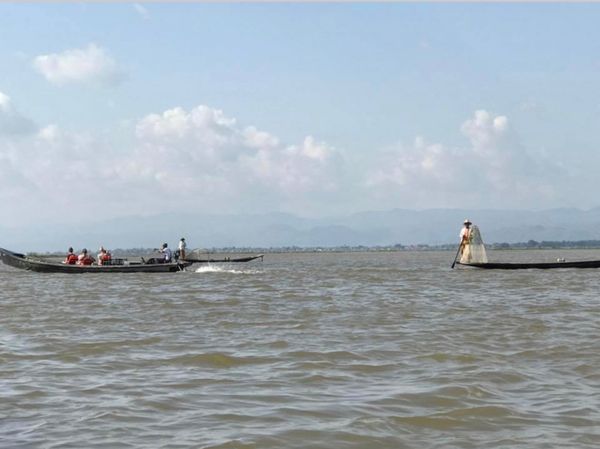 ミャンマー・ヤンゴン「3月:2度目のバガン、インレー湖、カックー、ヤンゴン:ミャンマー」の写真：2017.03.12
インレー湖に1時間...