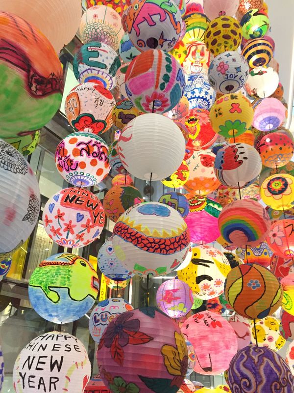 タイ「お仕事バンコク」の写真：大学時代の友人と現地で会う事ができ、大型...