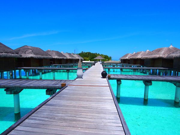 モルディブ・マーレ「モルディブ　日常に戻れなくなる天国リゾート」の写真：宿泊したマフシヴァルリゾートに到着。
他...