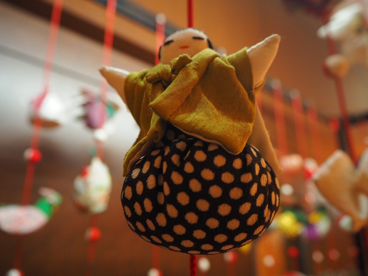 ちょうど京王プラザでは、さげもんがディスプレイされていて、かわいいオーナメ...