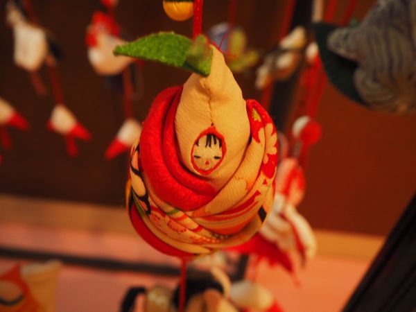 日本「親子東京旅行」の写真：ちょうど京王プラザでは、さげもんがディス...