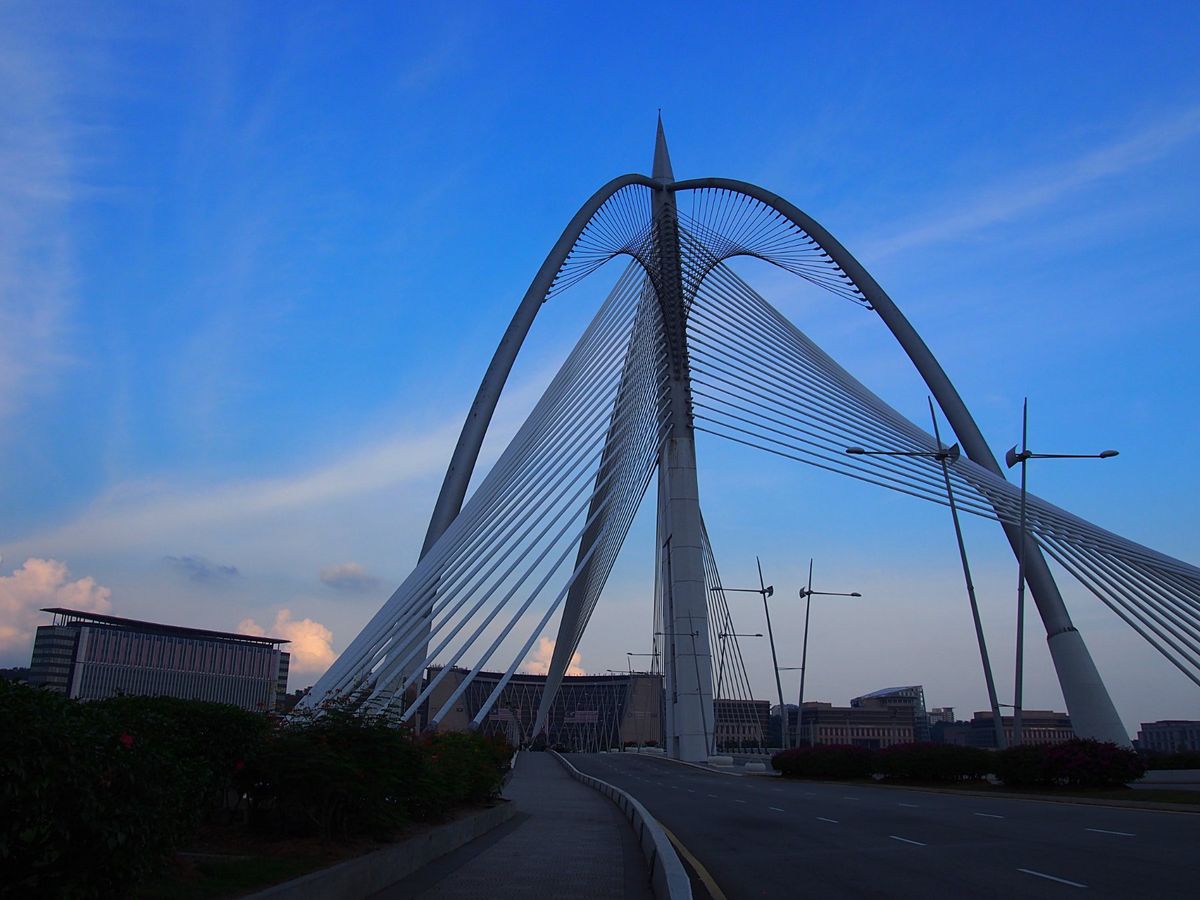 プトラジャヤはクアラルンプールの空港から比較的近くにあるので、トランジット...