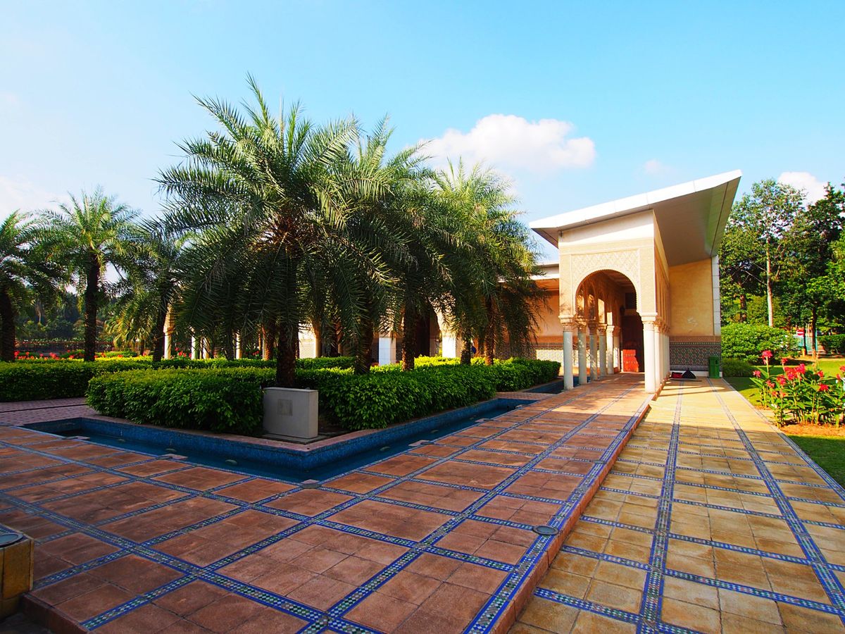 プトラジャヤはクアラルンプールの空港から比較的近くにあるので、トランジット...