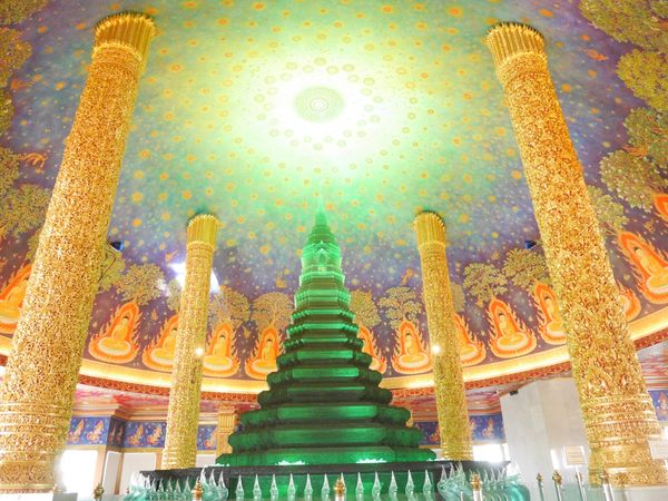 タイ「バンコク旅行」の写真：ワットパクナムは分かりにくいところにあり...