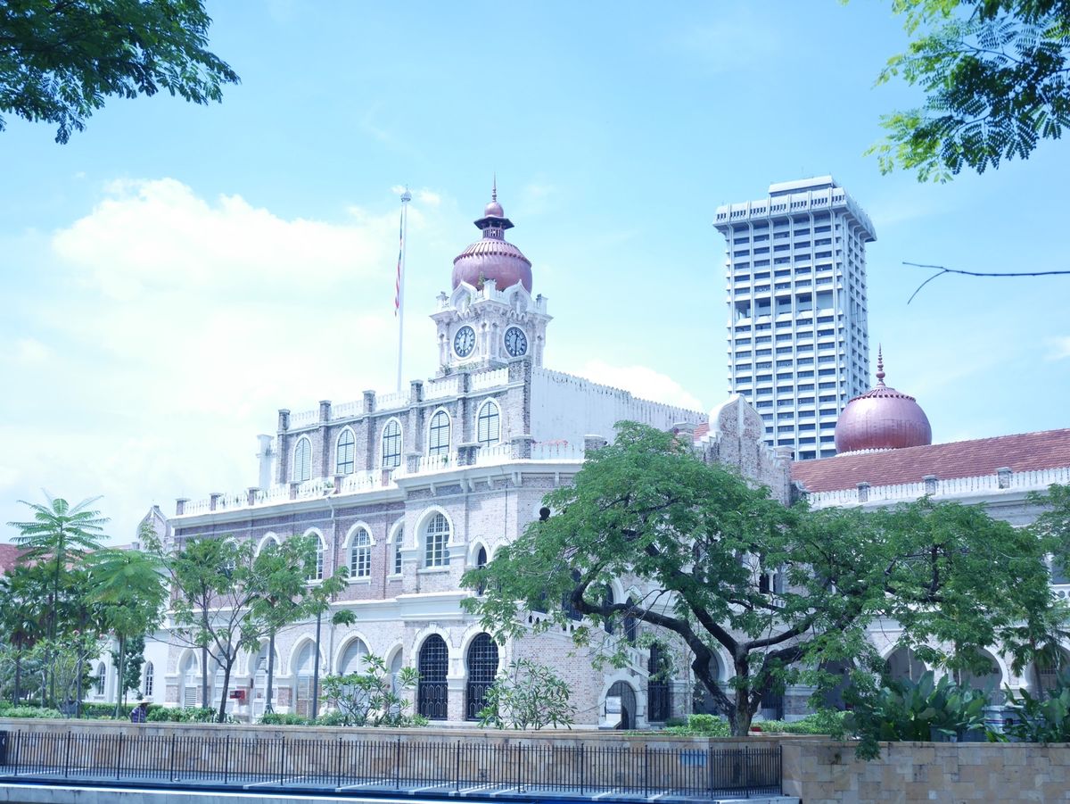 トレーダーズホテルに泊まったのでツインタワーまで徒歩圏内でした。ツインタワ...