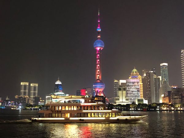 中国「上海」の写真：2度目上海。今回は電波塔にも登れたし、デ...