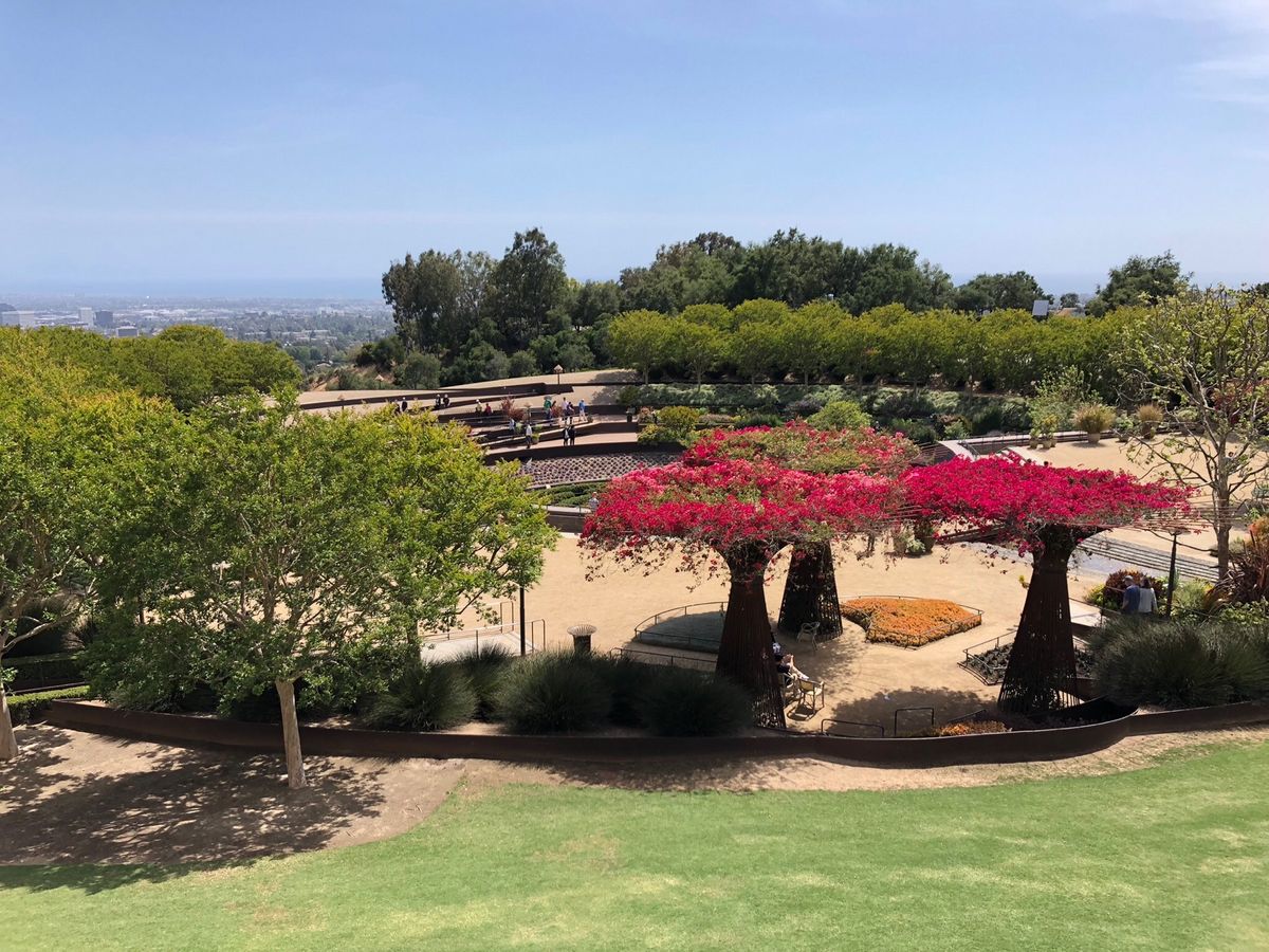 こちらもL.A.滞在中は必ず行っちゃうゲッティミュージアム。最後の2枚、寝...